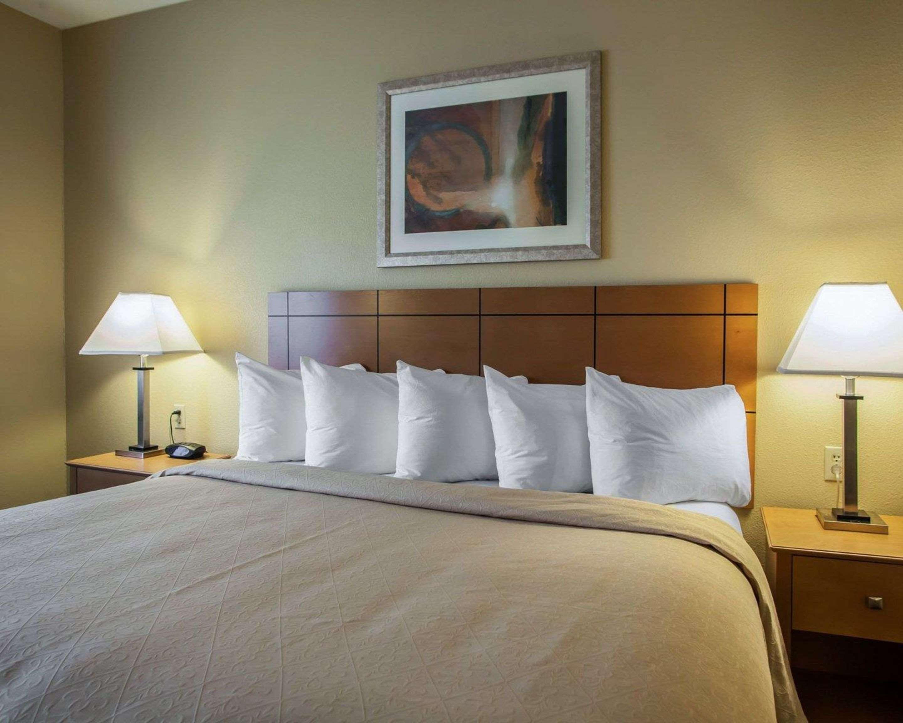 Quality Inn Near I-72 And Hwy 51 Forsyth Екстер'єр фото