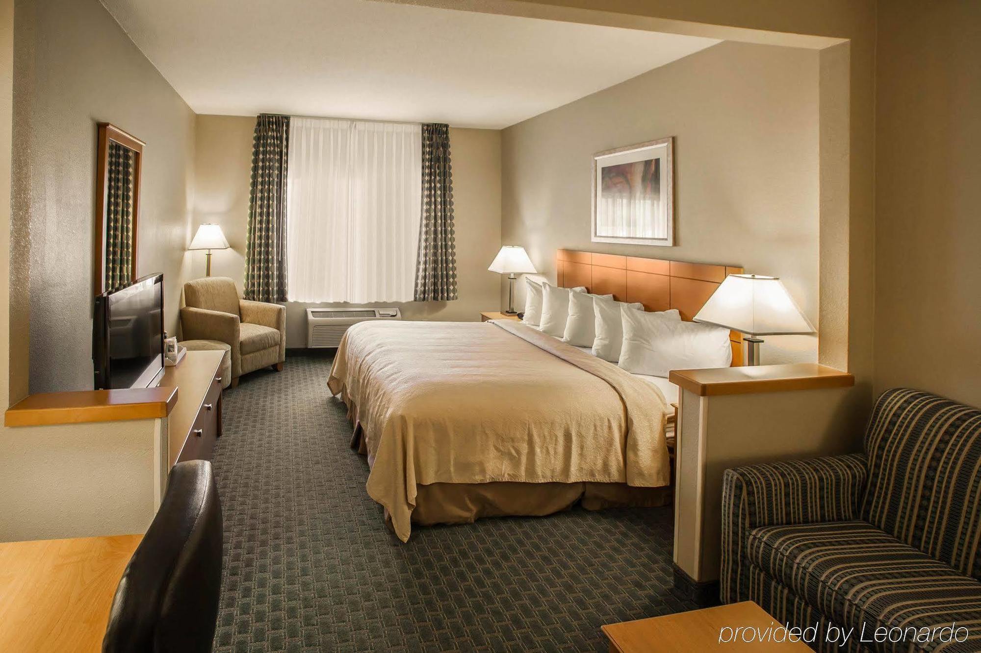 Quality Inn Near I-72 And Hwy 51 Forsyth Екстер'єр фото